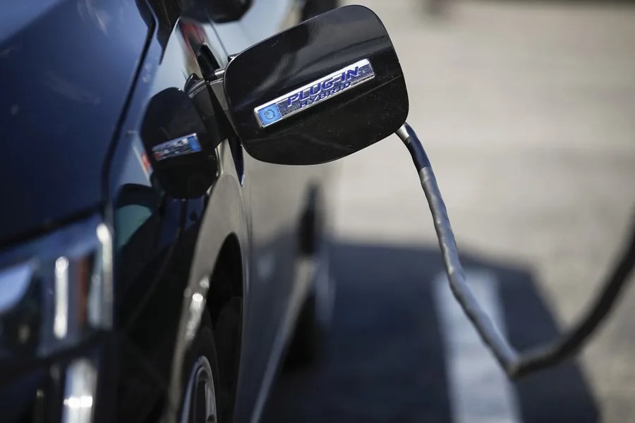El efecto Trump afecta las ventas de coches en EE.UU. en 2025 y el Gobierno introduce un abono de