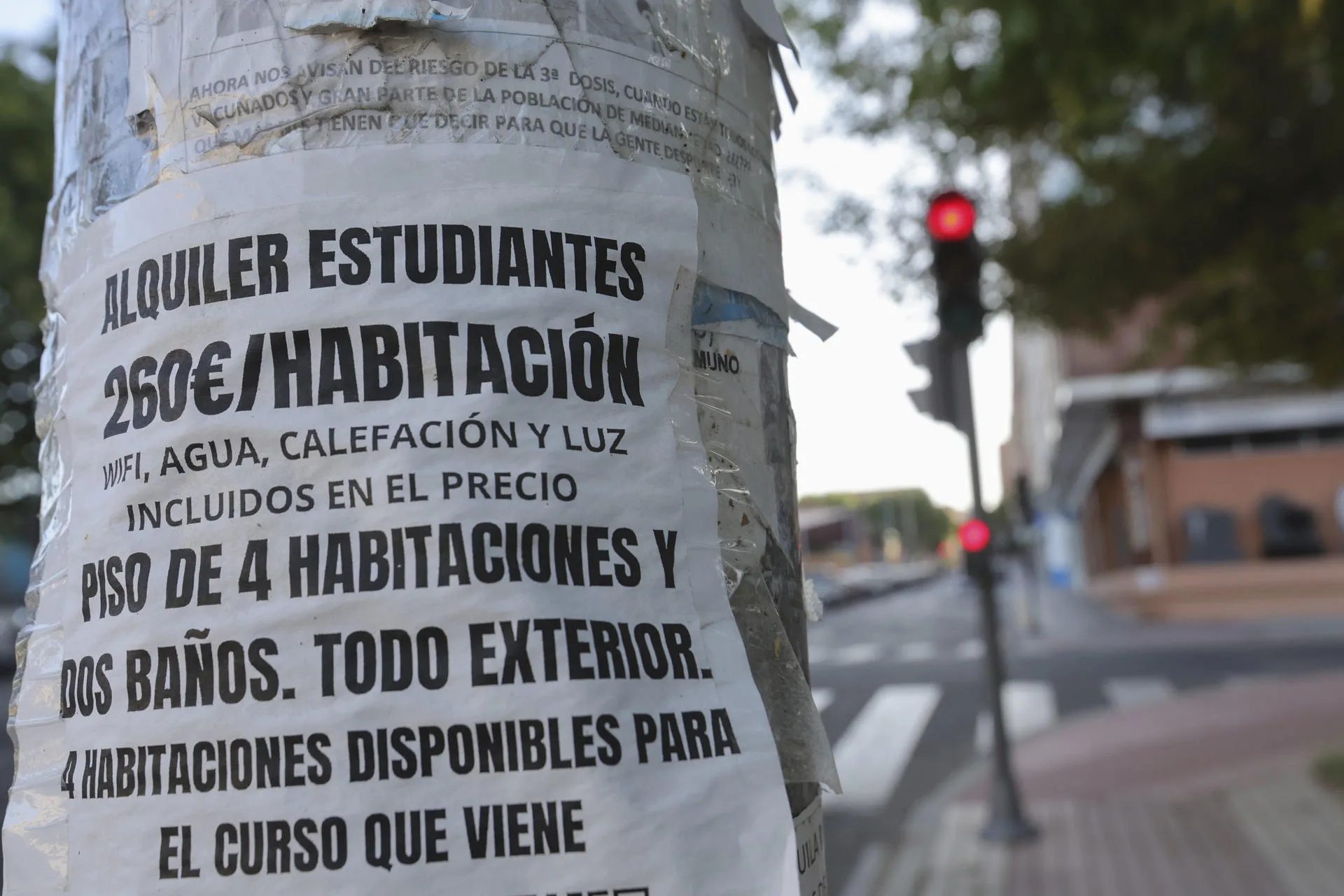 UGT acusa a Idealista y Fotocasa por anunciar «infraviviendas» mientras Agricultura investiga la